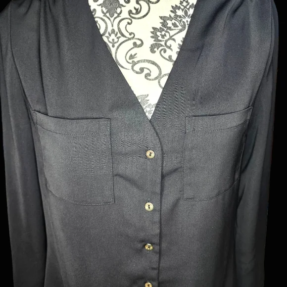 GUESS Black V-Neck Blouse - Small - Picture 4 of 6